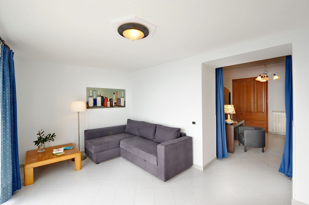 Maresca Hotel Praiano 45/78