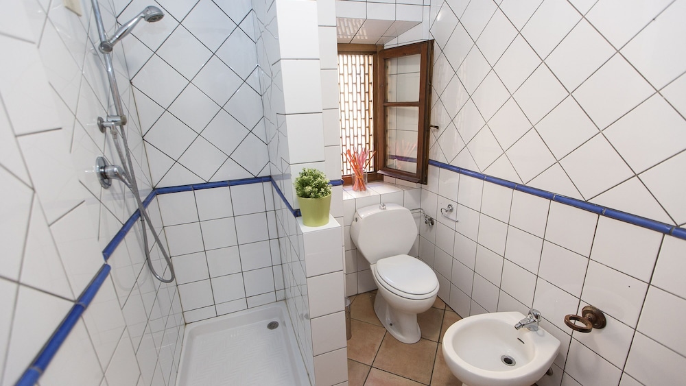 Rental In Rome Rosselli Palace Deluxe 3 Apartment 47/50
