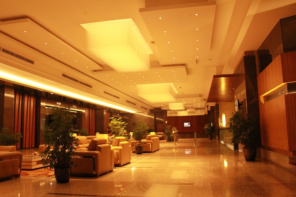 Imperial Suites Serviced Apartment 13/50