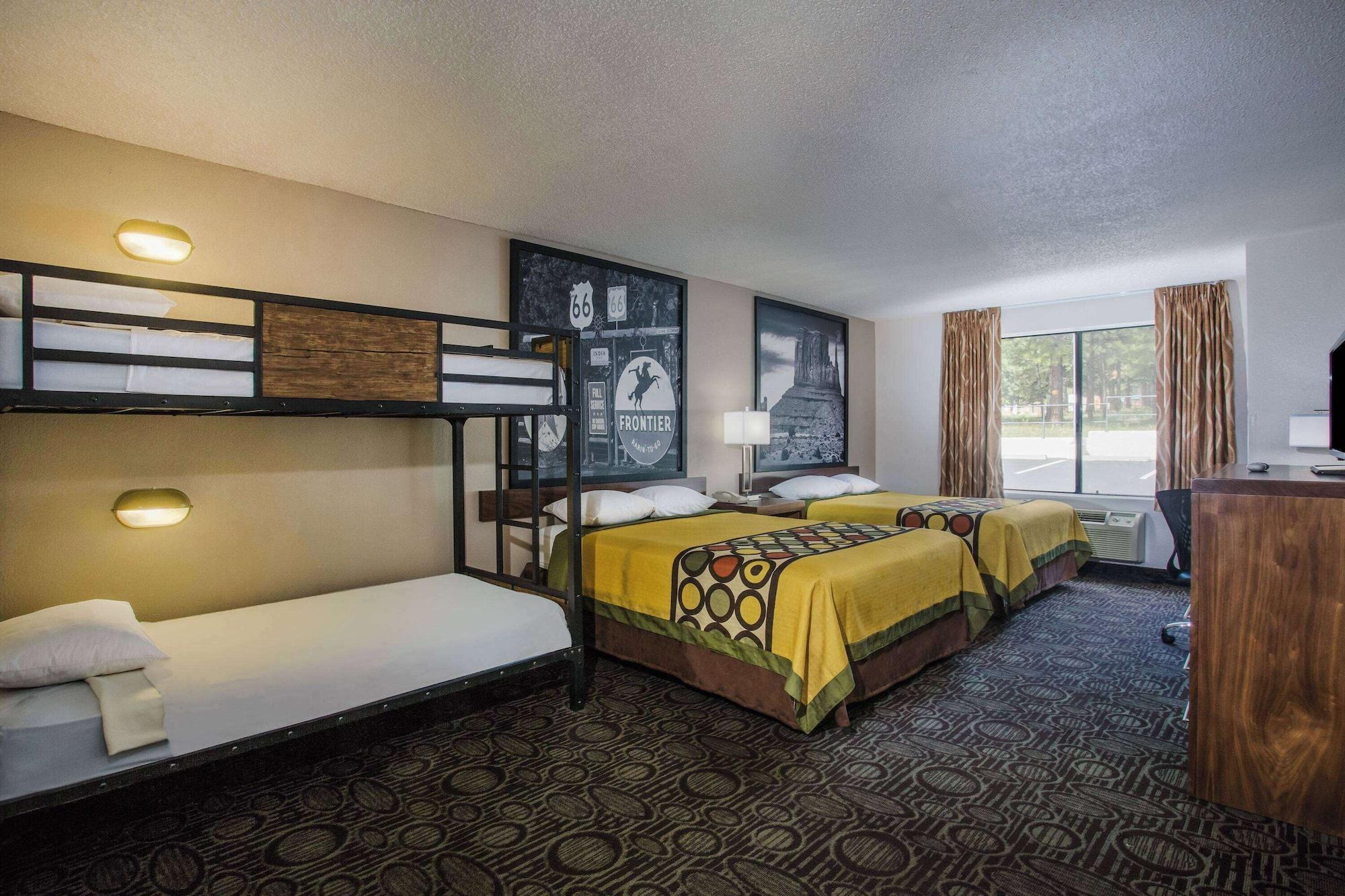 Studio, Suite, Multiple Beds