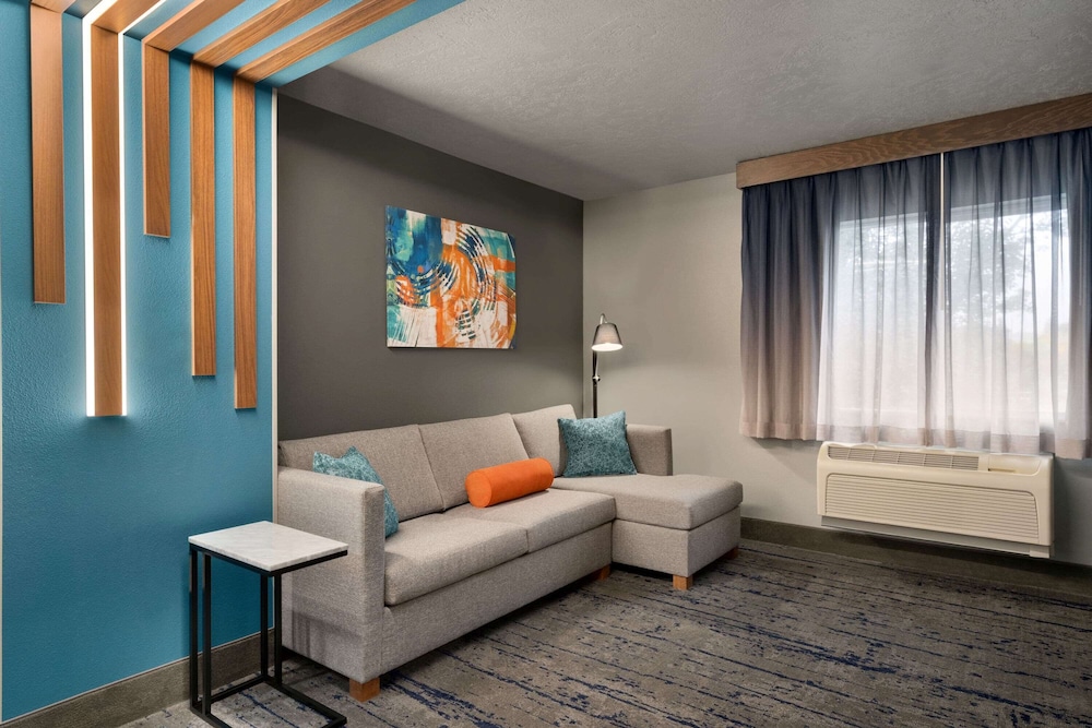 La Quinta Inn And Suites By Wyndham Springfield 31/46