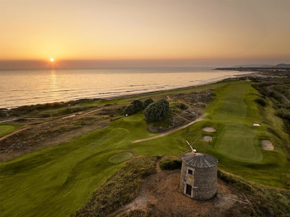 Tivoli Estela Golf & Lodges Porto (44km from Porto) 33/45