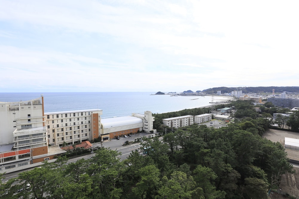 Kamogawa Grand Tower 2/42