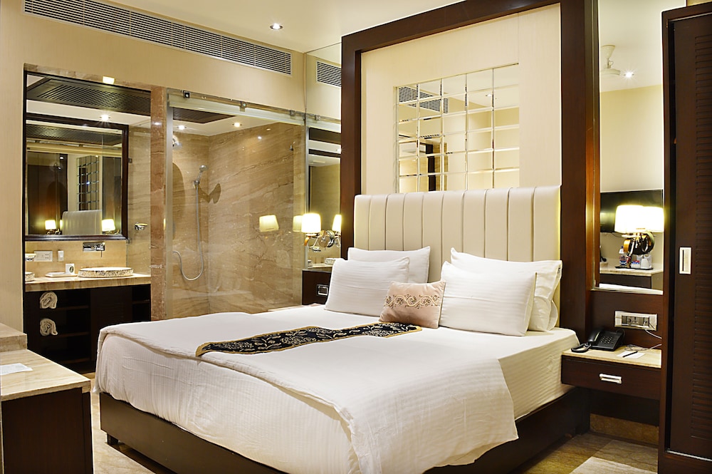 Hotel Emperor Palms 27/63