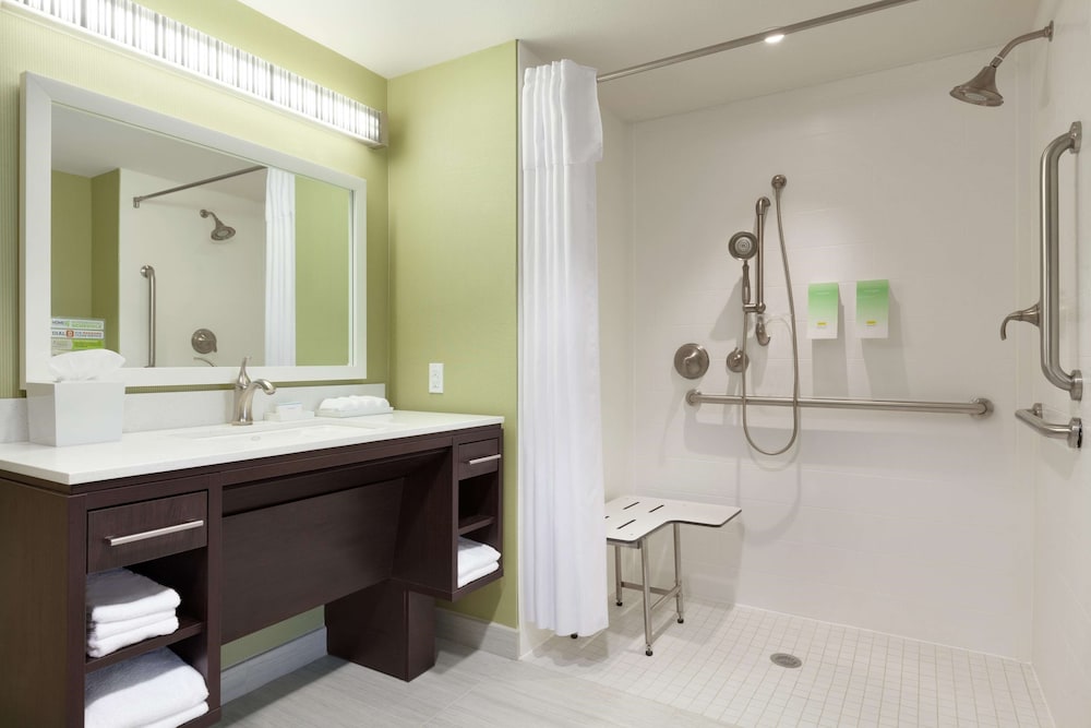 Home2 Suites by Hilton Seattle Airport 11/27