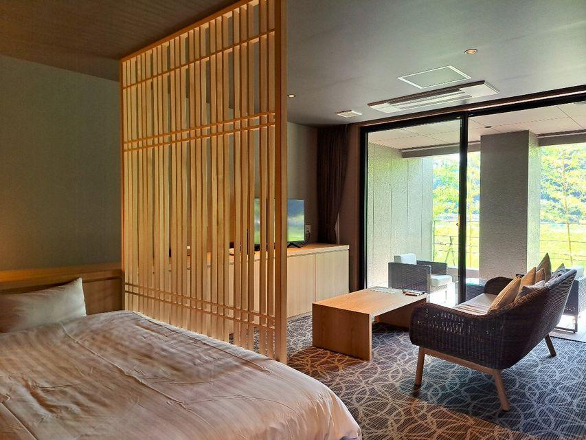 Semi Room, Deluxe, 2 Semi Double Beds, River View, Bathtub