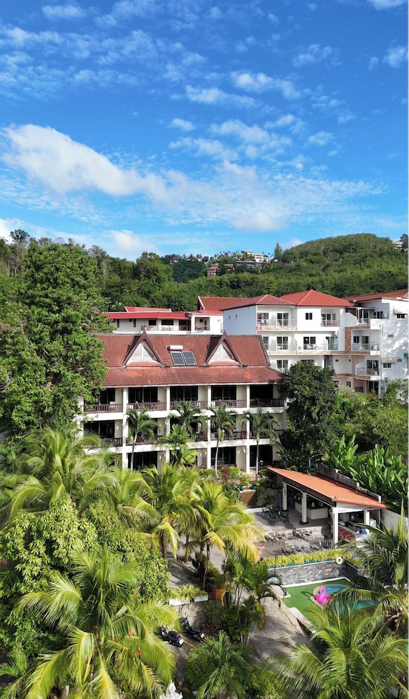 Sea Hills Resort 4/34