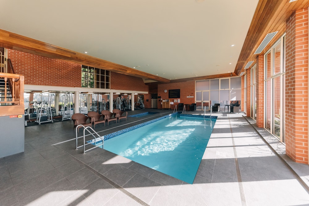 Country Club Tasmania 34/67