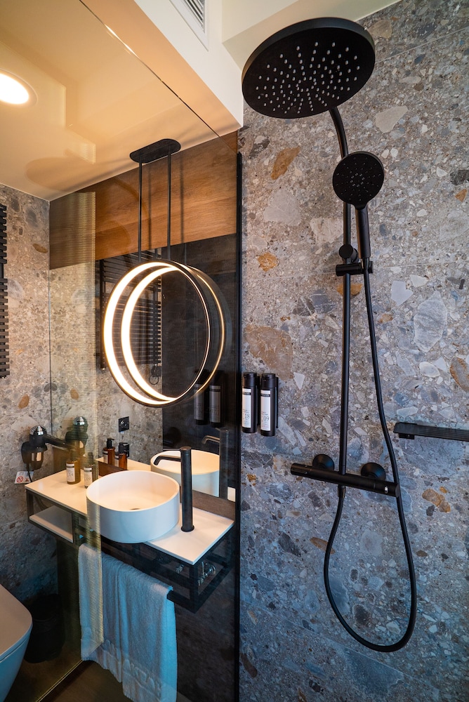 Akeah Hotel Gran Via - Adults Only 31/50