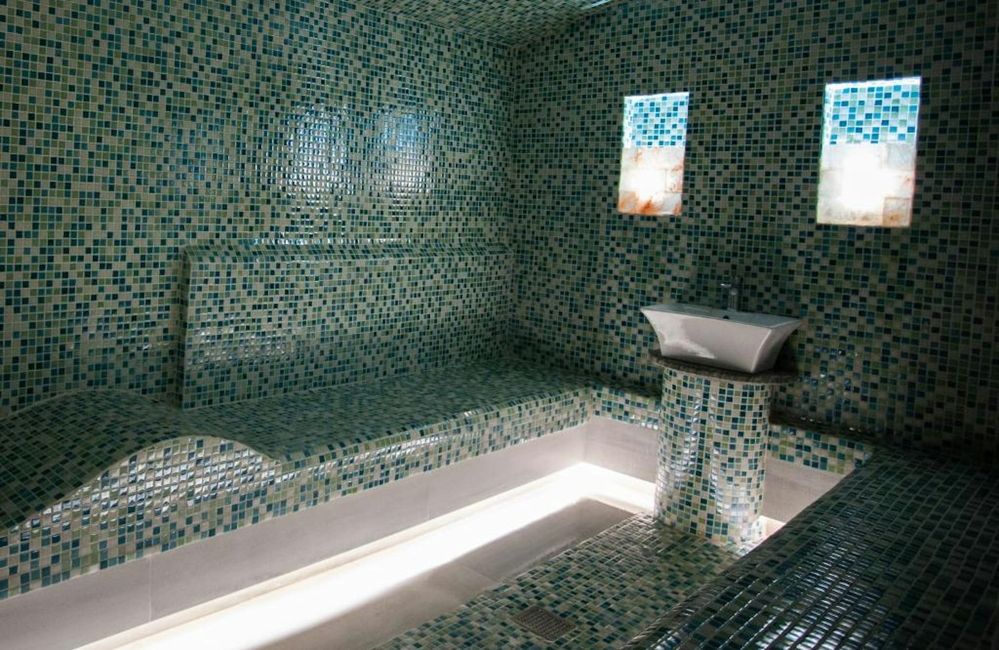 Doanesia Premium Hotel and Spa 45/45