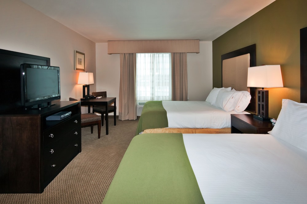 Holiday Inn Express & Suites Dewitt (Syracuse) 18/61