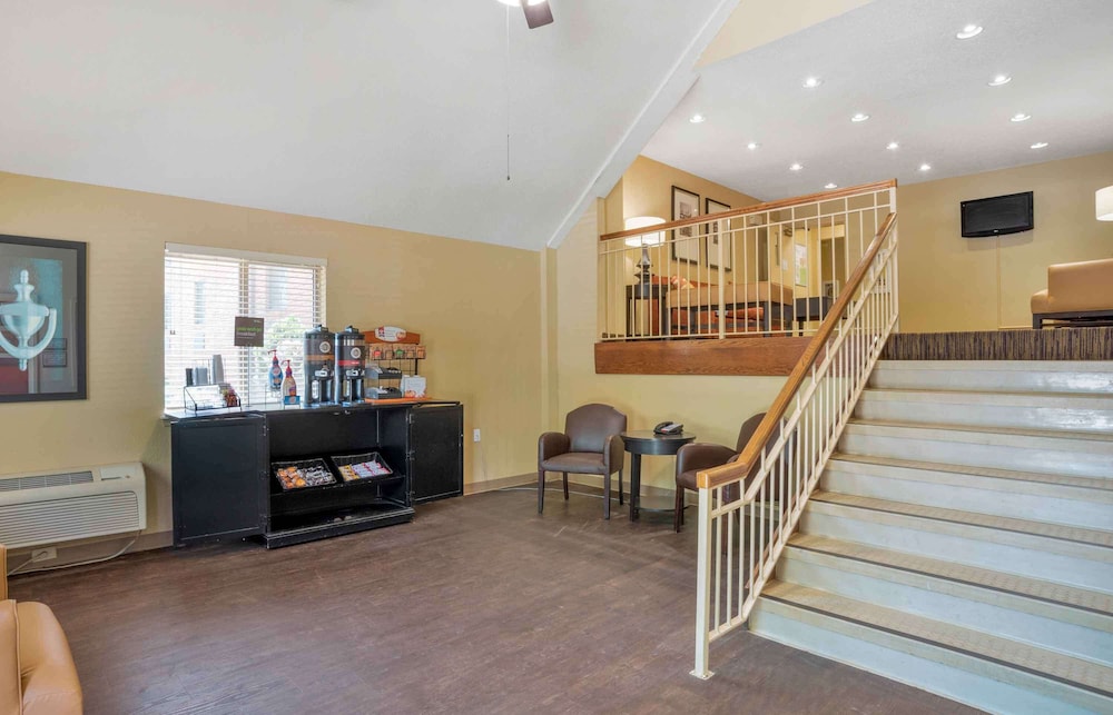 Extended Stay America - Birmingham - Inverness 30/38