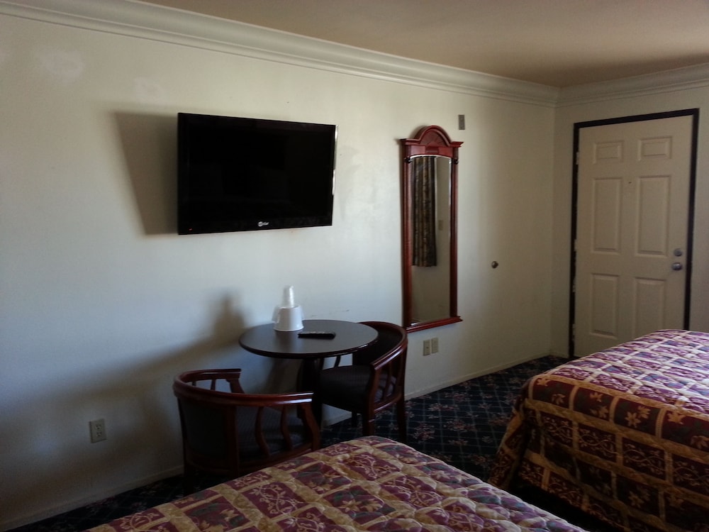 Royal Inn Motel Long Beach 7/31