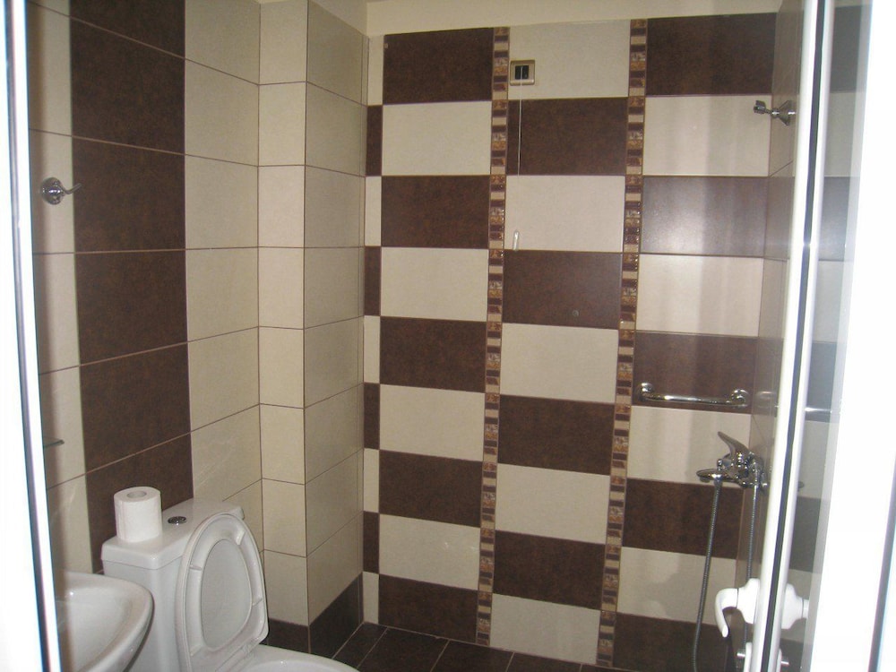 غرفة بسريرين منفصلين، 9 Queens Thermal Spa Boutique Hotel 8/8