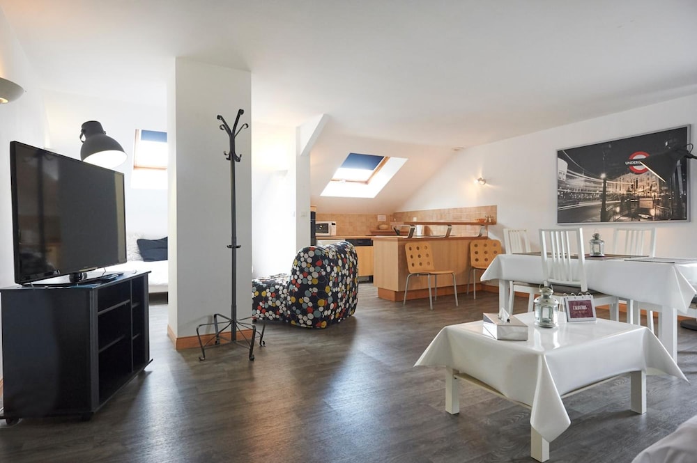 Ibis Styles Morlaix 25/47