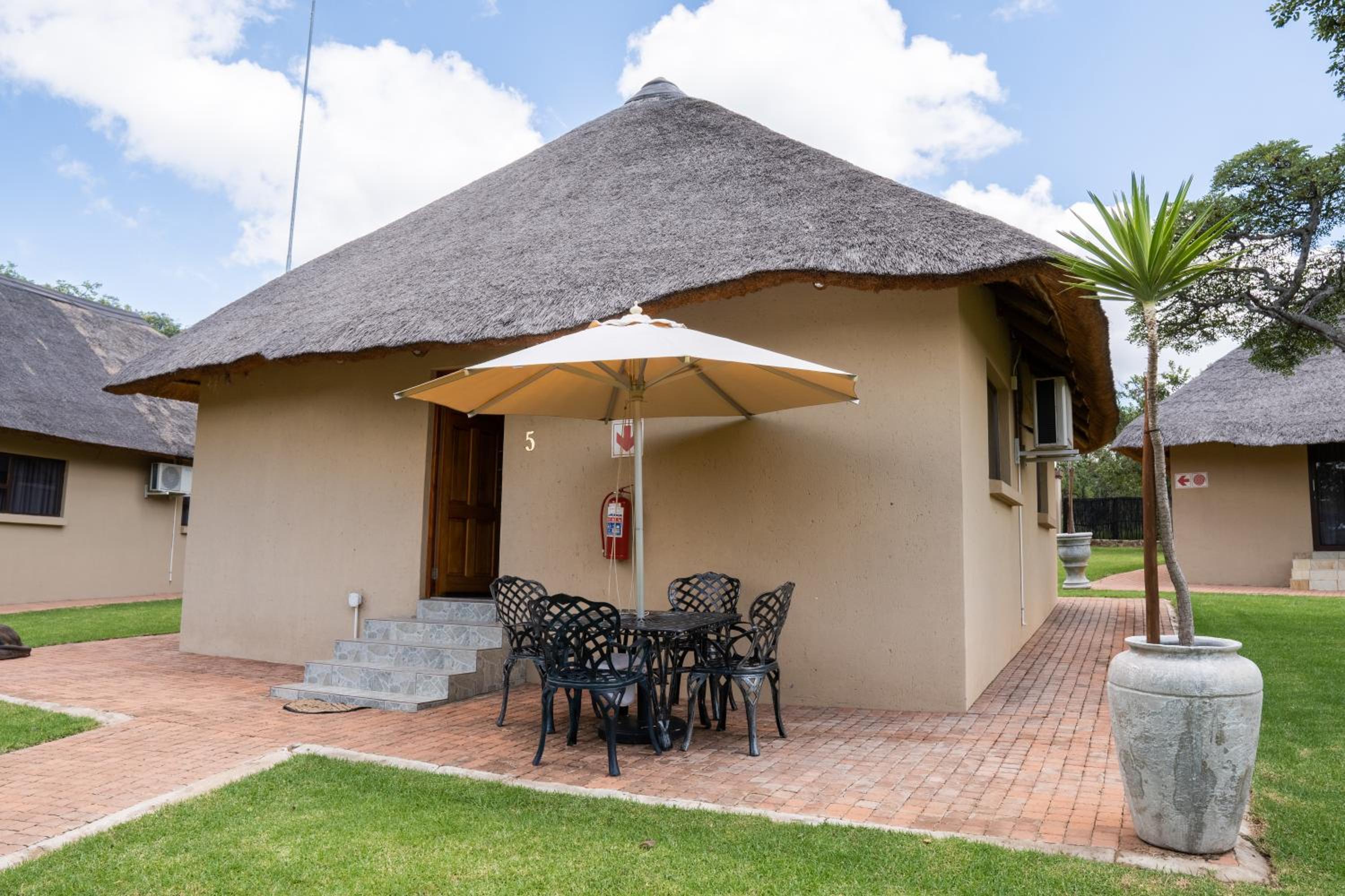 Fumani Game Lodge 3/50