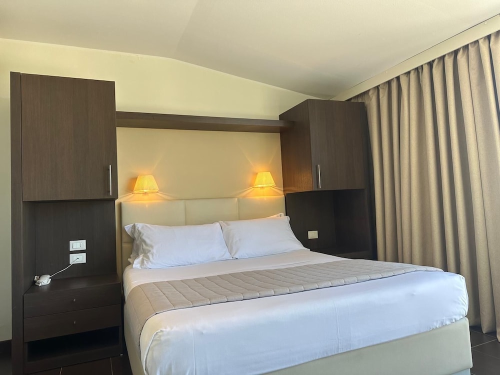 HOTEL MIRAMARE 13/70