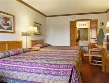 Ramada Limited Indianapolis West photo4
