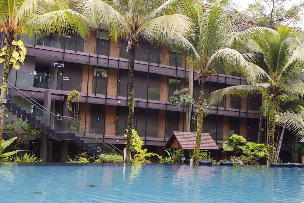Siloso Beach Resort, Sentosa in SINGAPORE
