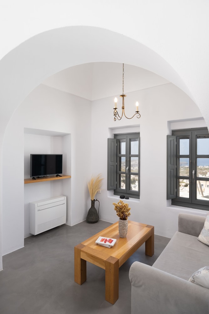 Kastro Mansion 25/50