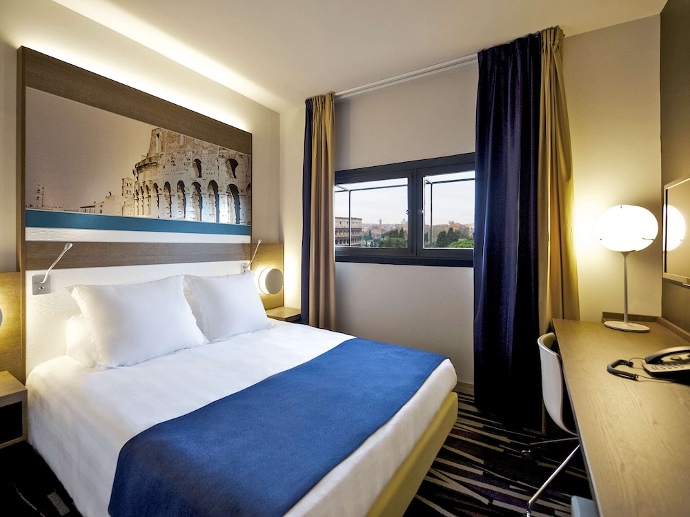 Mercure Roma Centro Colosseo 13/71