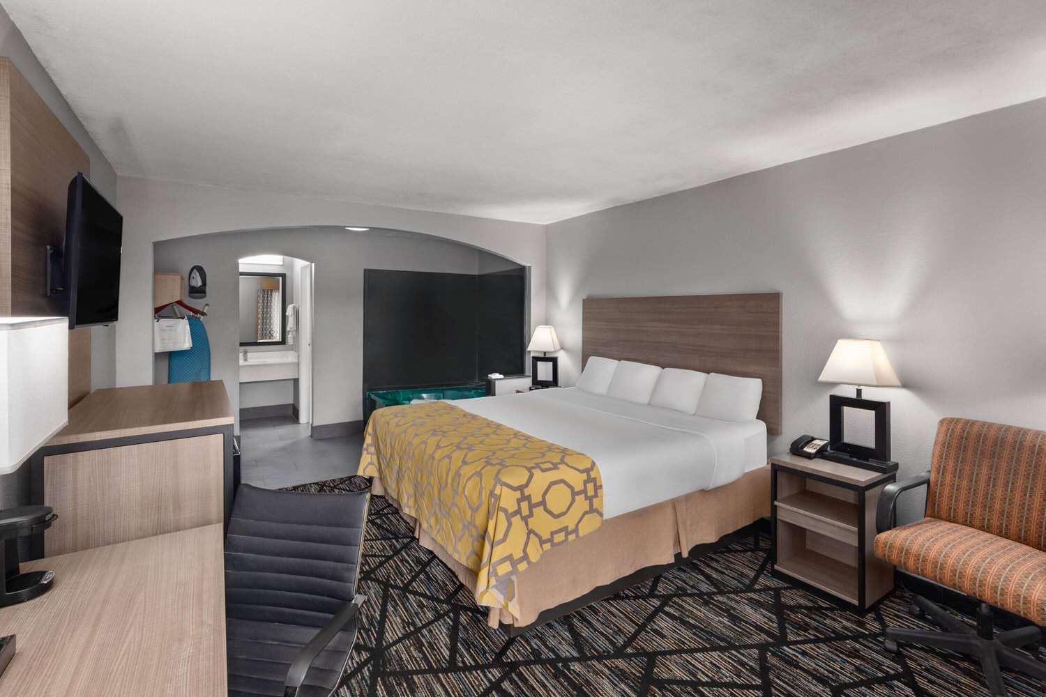 Baymont By Wyndham Mobile/Tillmans Corner 12/36