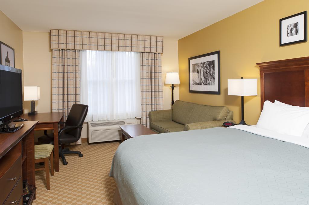 Country Inn & Suites by Radisson Holland, MI 13/42