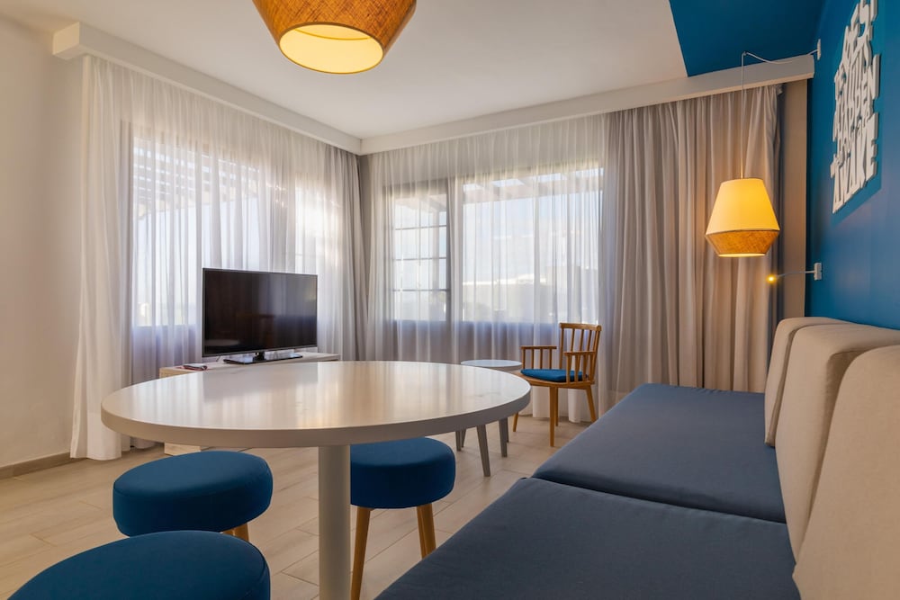 R2 Bahia Kontiki Beach Aparthotel 48/60