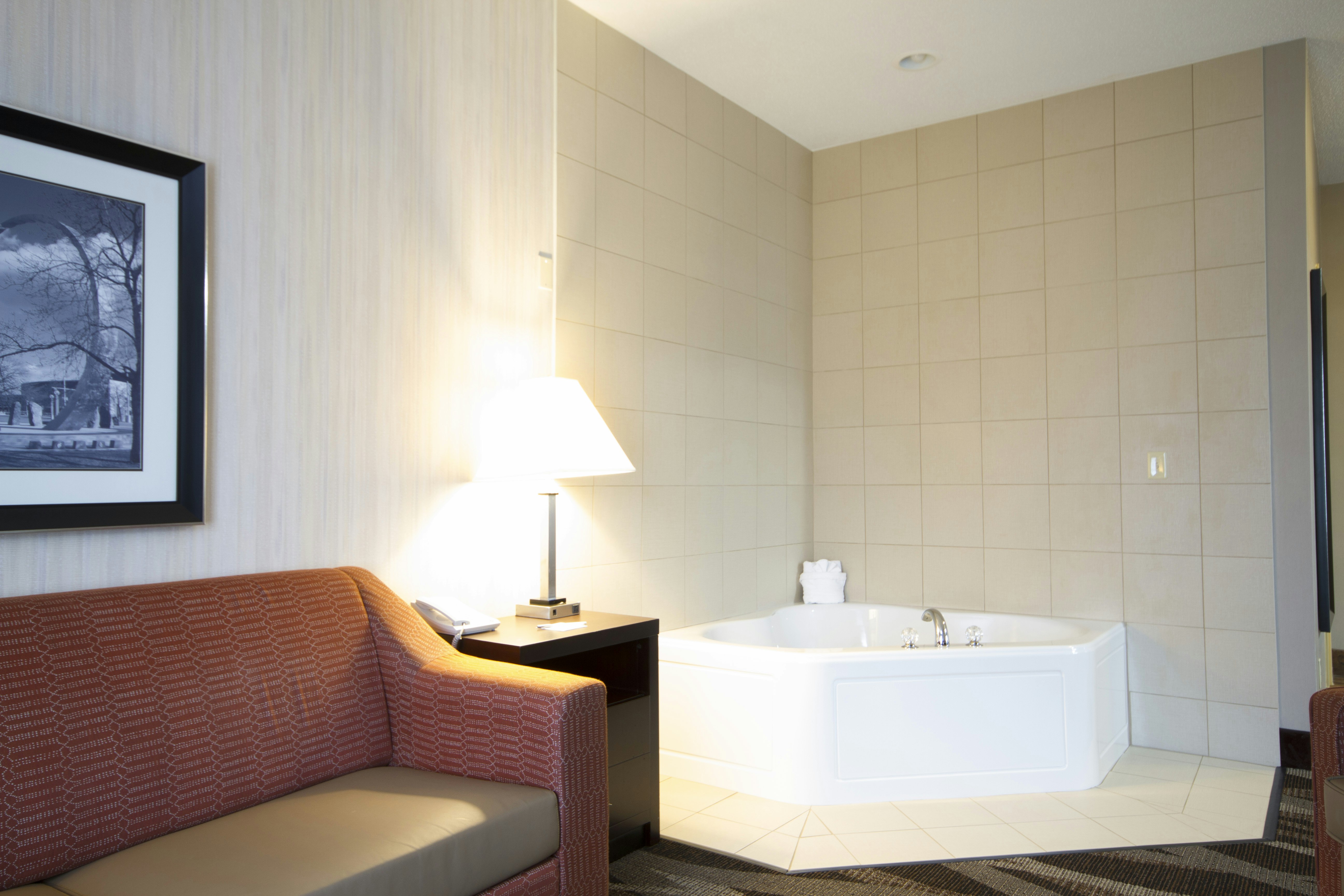 Hampton Inn Marshall, MI 40/40