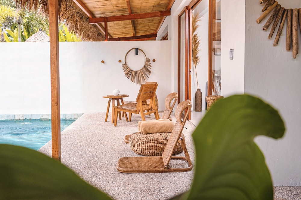 Amber Lombok Beach Resort 25/49