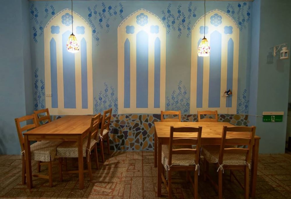 Fish Hostel 41/50