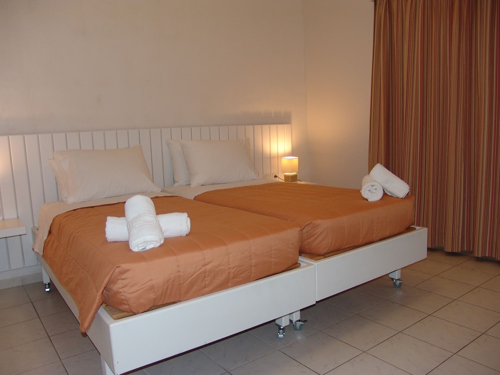 Irina Beach Hotel 25/68