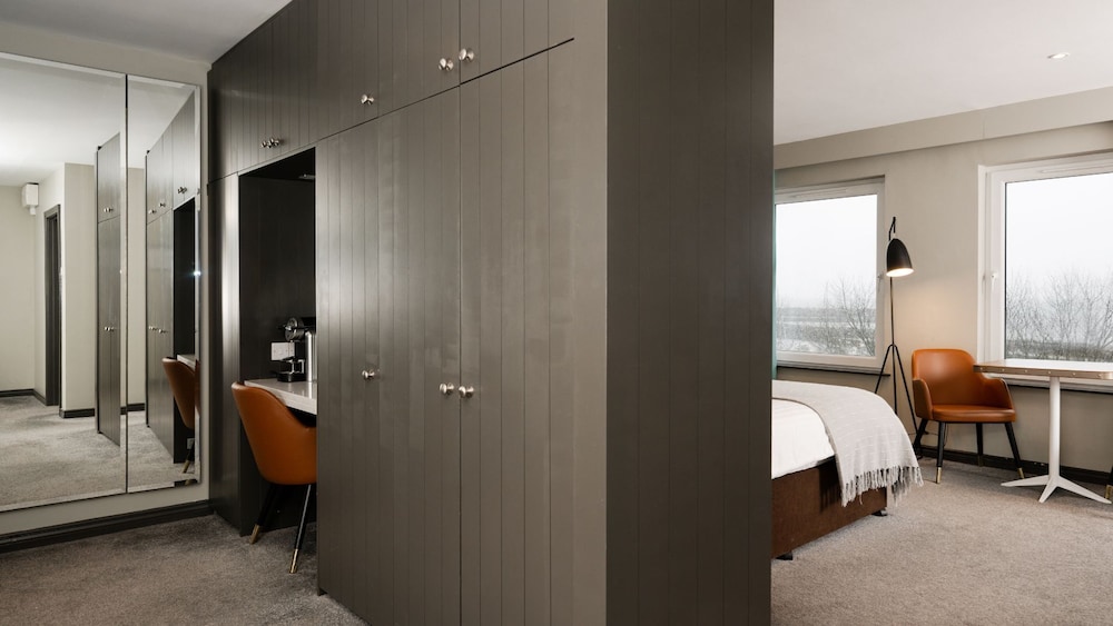 The Marine Hotel 54/54