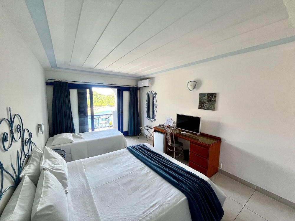 DELUXE, SEA VIEW
