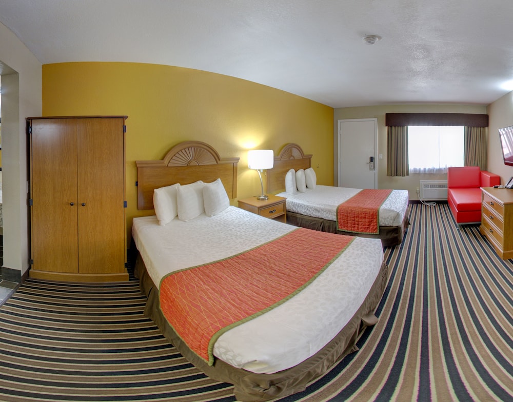 WESTBRIDGE INN AND SUITES 10/39