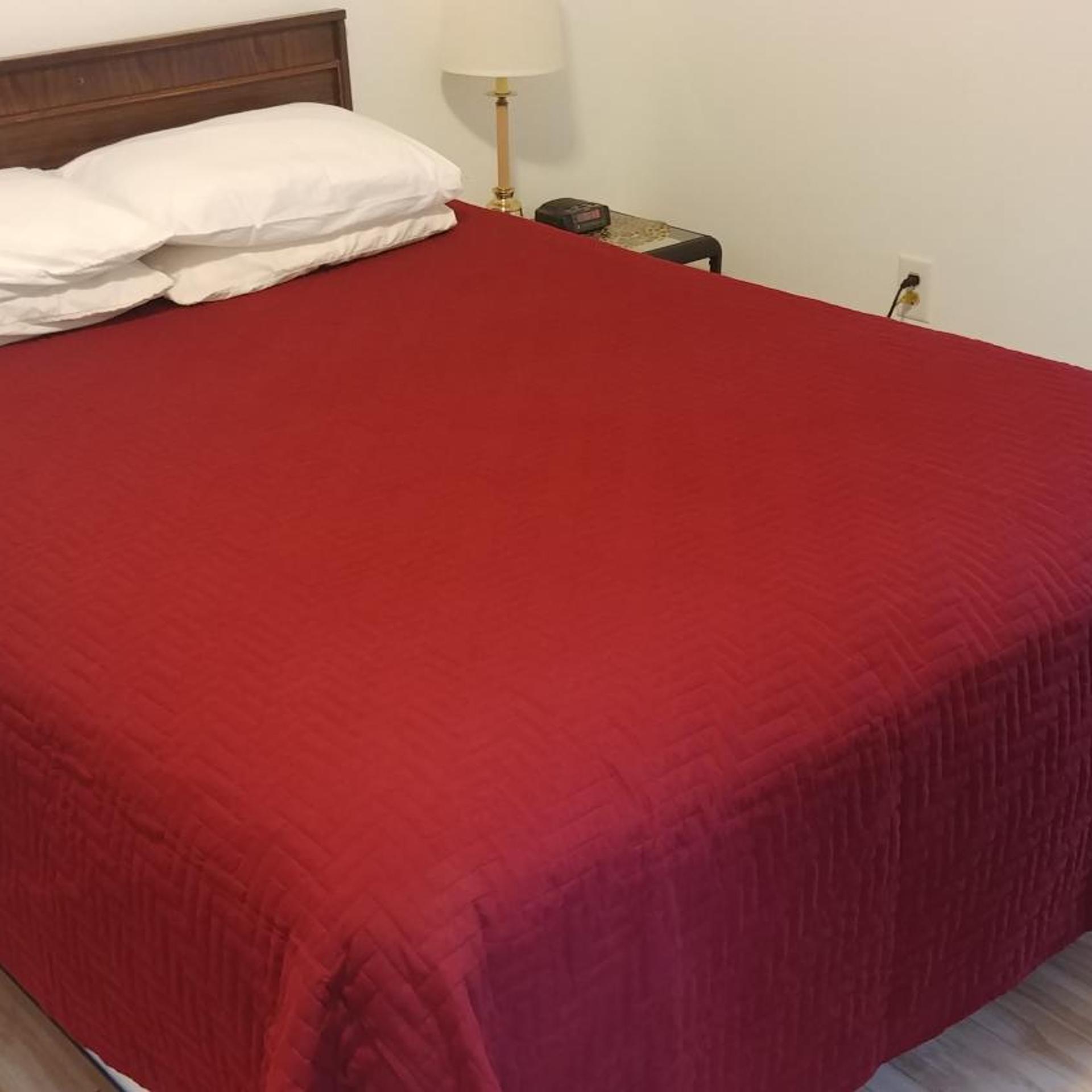 Falls Motel 8/32