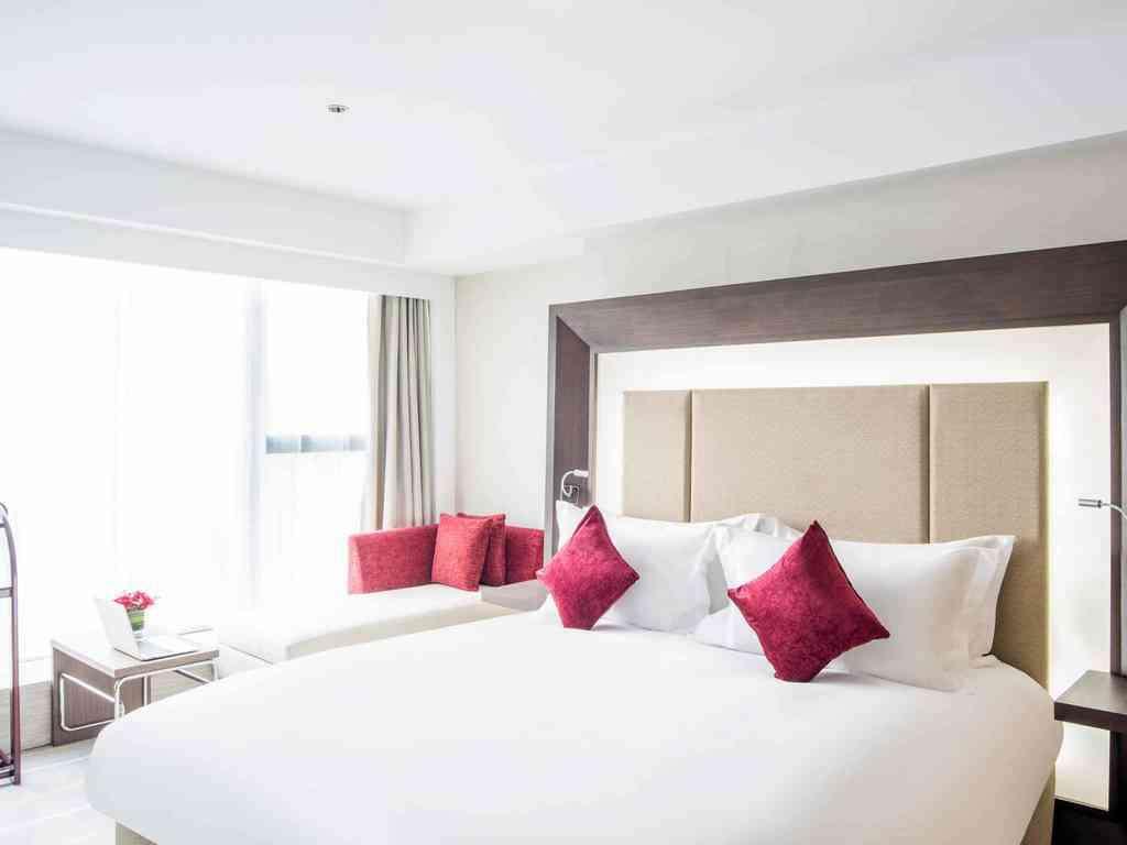 SUPERIOR, DOUBLE BED, SOFA