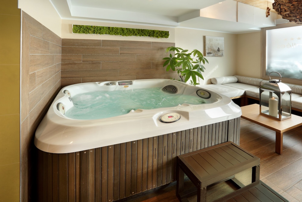 Hotel Des 3 Vallees 23/50