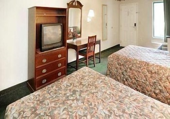 Econo Lodge Clinton - Jackson West, MS 20/25