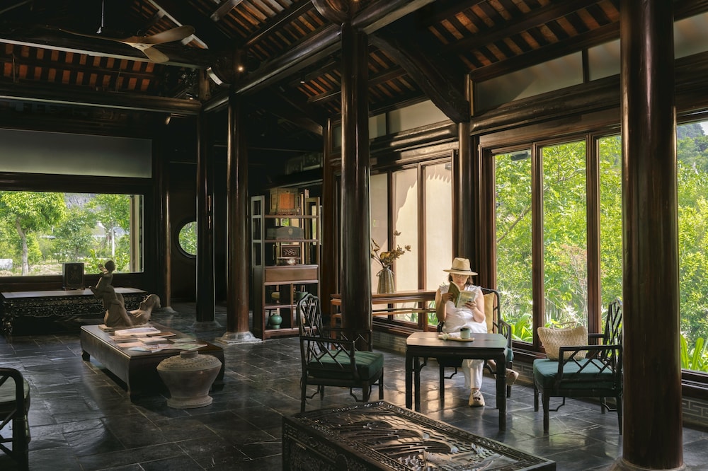 Jiva Hoa Lu Retreat 20/50