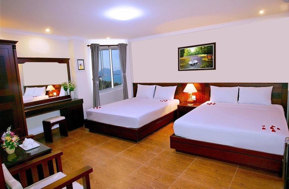 SUPERIOR, TWIN BEDS