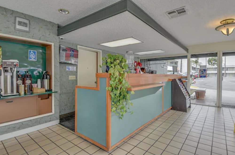 Vagabond Inn Los Angeles-USC 7/35
