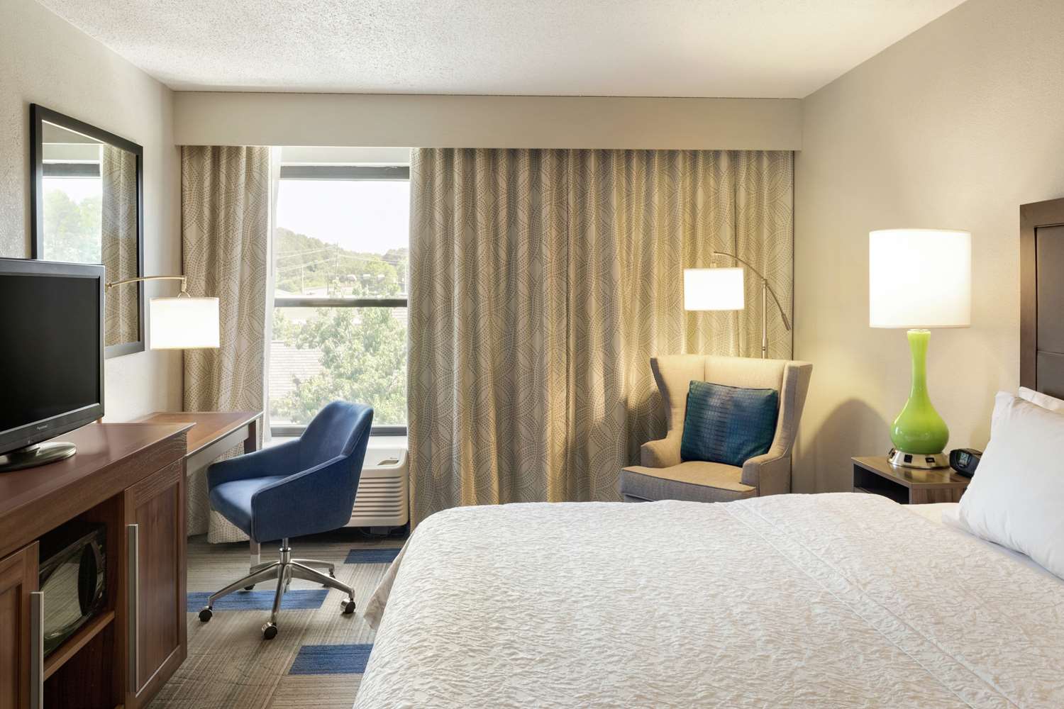 غرفة بسرير كينج، Hampton Inn Birmingham-Trussville 3/5