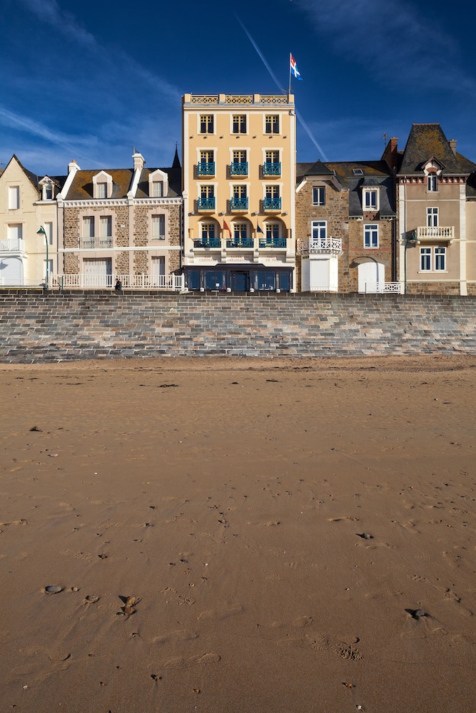 Logis Hotel Les Ambassadeurs 36/42