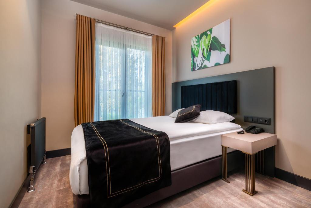 Junior Suite, Queen Bed, Panoramic View