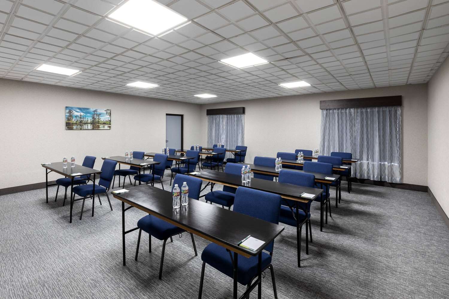 Wingate By Wyndham Sulphur 25/33