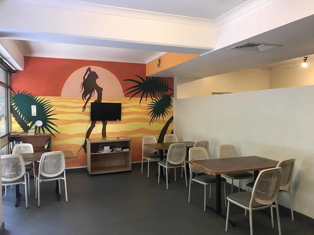 Lake Central Cairns 51/60