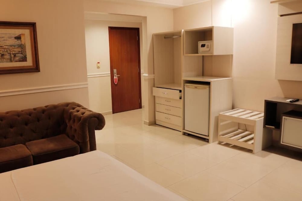 Atalanta Hotel 19/26