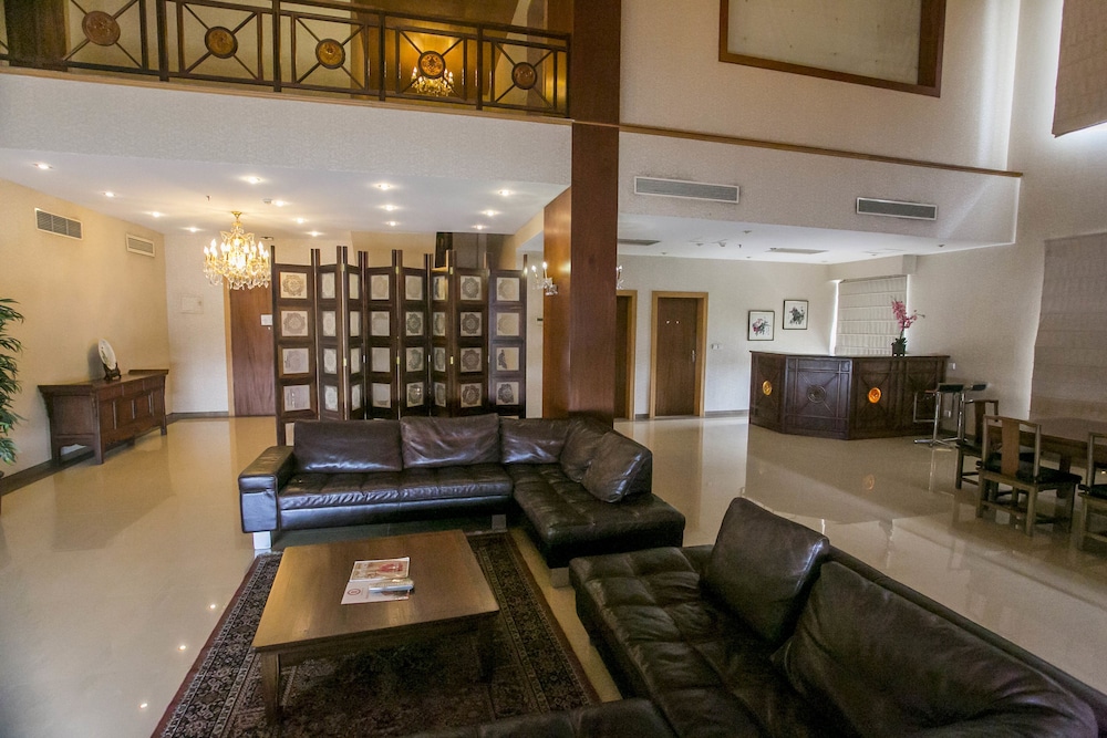 Lagos Oriental Hotel 54/74