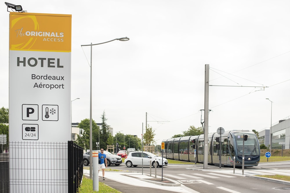 The Originals Access, Hotel Bordeaux Aeroport (Ptit Dej-Hotel) 47/51